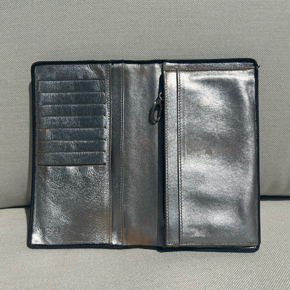 RARE Chanel Striped Bi-Fold Wallet - Picture 6 of 16